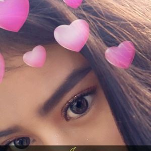 Meet your Posher, Estefania